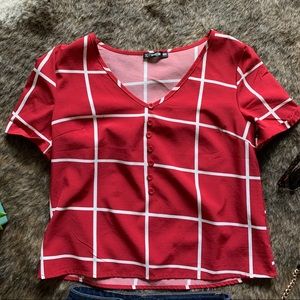 Shein buttoned cropped grid red top, M